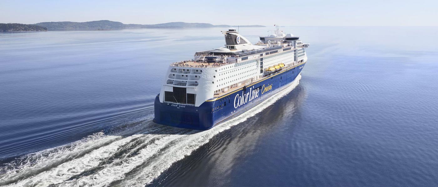 Bilde av cruisebåt på vei til Kiel