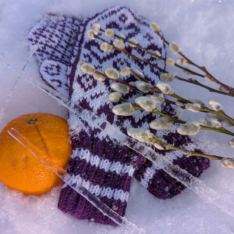 Bilde av votter med hjertemønster, inspirert av LHL