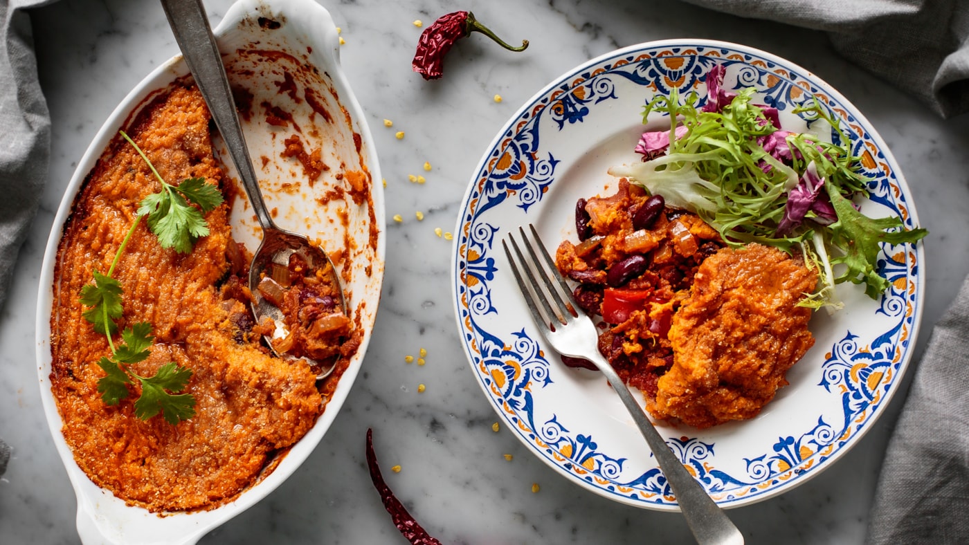 Meksikansk vegetarform med søtpotetlokk